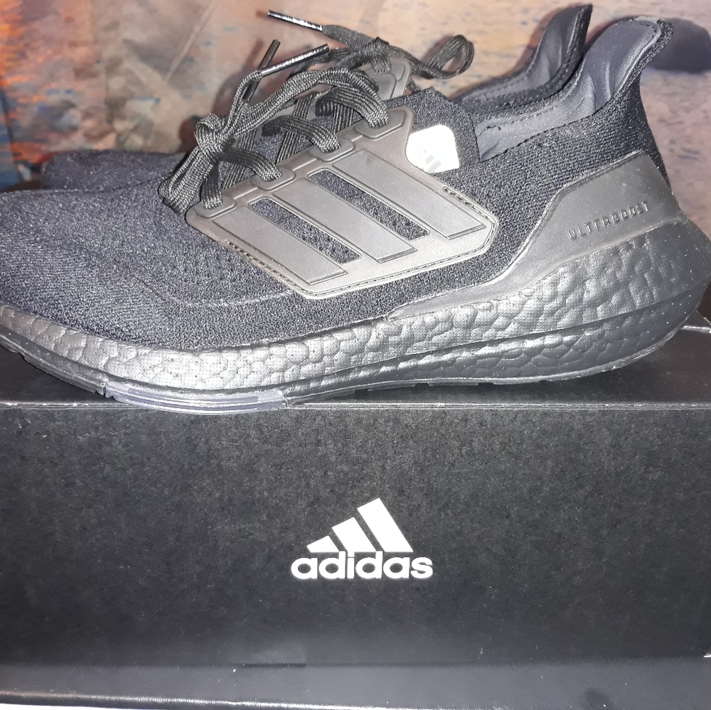 Adidas ultraboost 21 'triple black' women's shoes size (US) 9